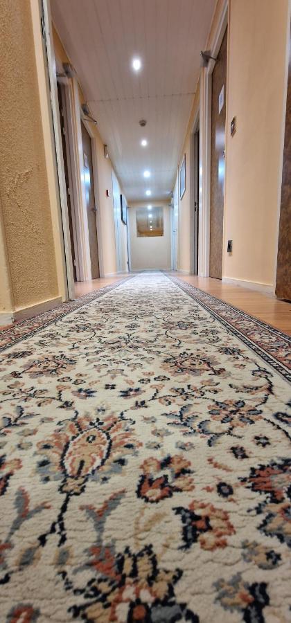 Kyriad Direct Арпежон Екстериор снимка